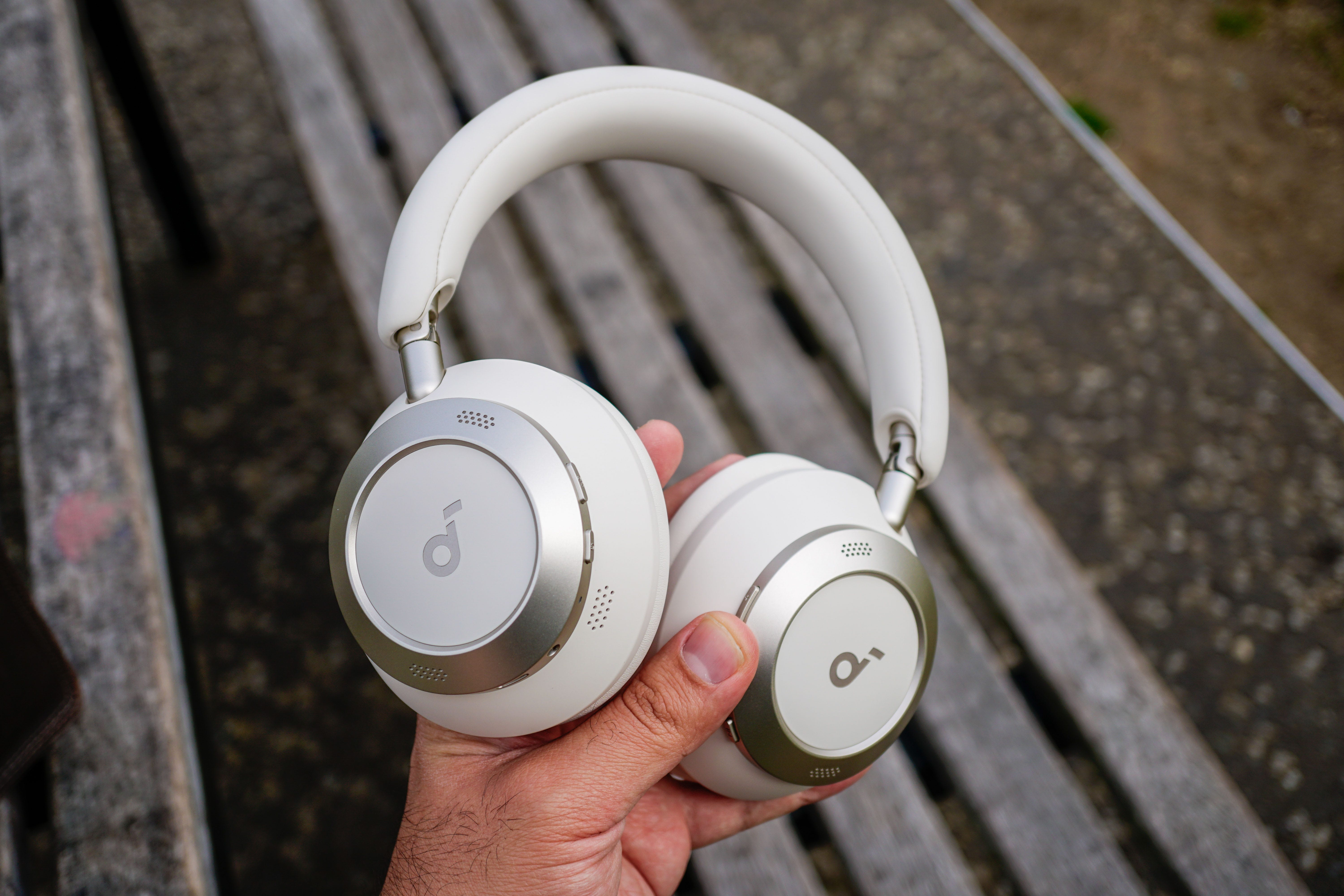 Review: Soundcore's Space One Pro headphones are great for travel