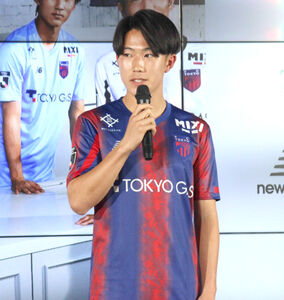 FC東京、17歳のMF佐藤龍之介が今季はトップ専念…高2の昨季16