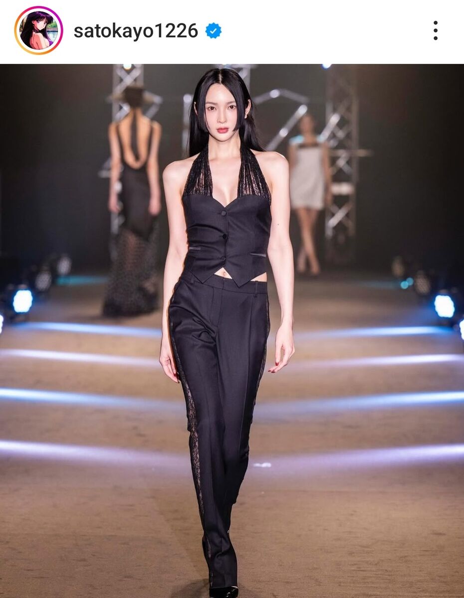 佐藤かよ36歳 現在の姿に仰天「ひょえー」「へそ出しセクシー」14