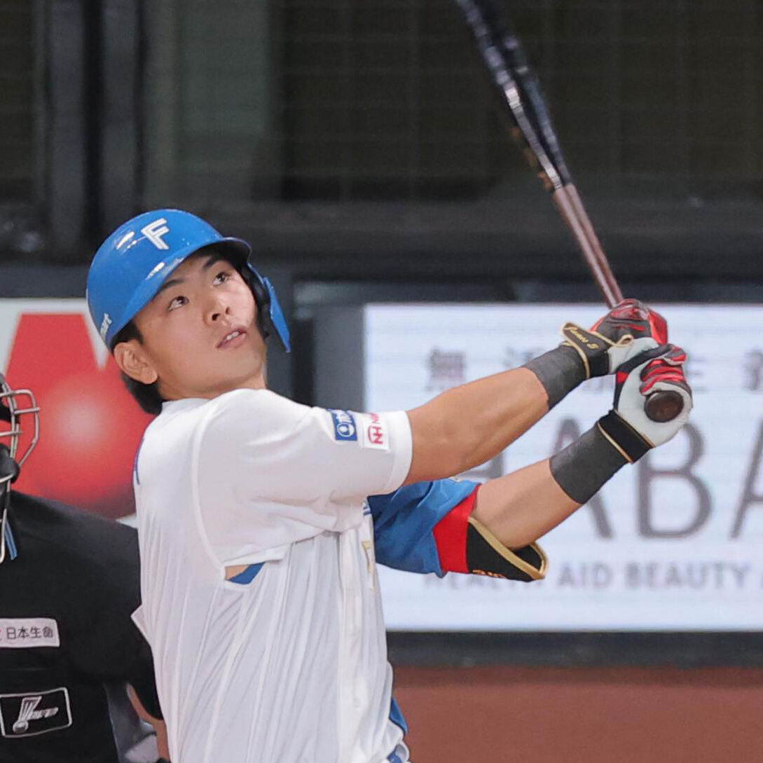 日本ハム】4番・野村佑希、今季1号3ランも新庄監督はベンチでバツ印