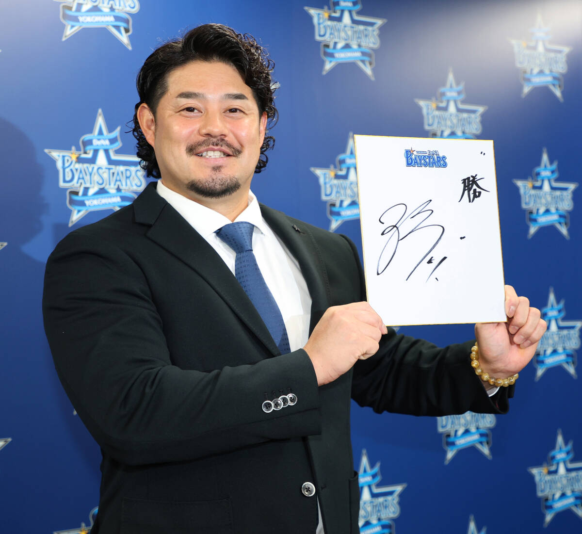 DeNA】宮崎敏郎が現状維持の2億円でサイン 来季は6年契約の5年