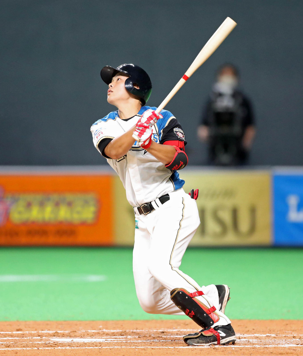 日本ハム】野村佑希プロ1号＆プロ初サヨナラ打 ミスから失点「バット