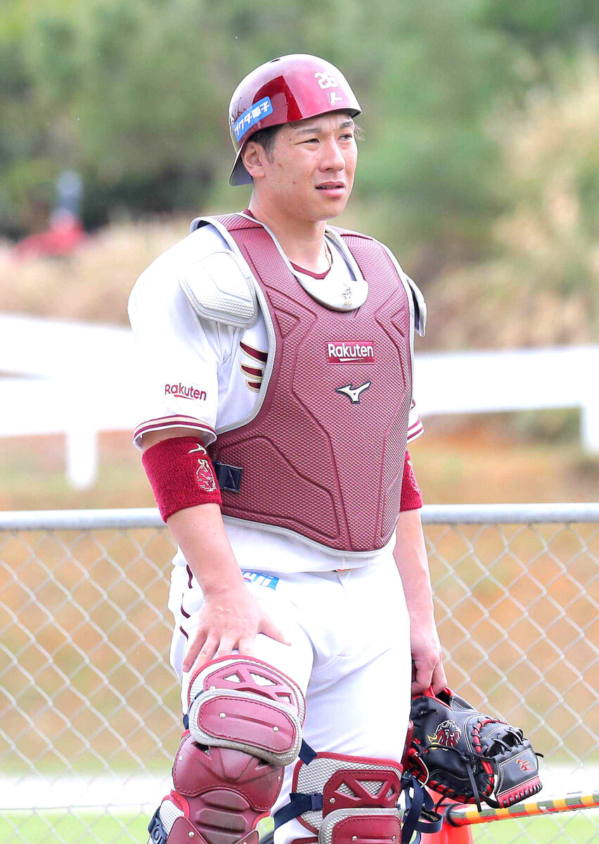 炭谷銀仁朗、06年から13年間プレーした古巣・西武に復帰へ｜パ