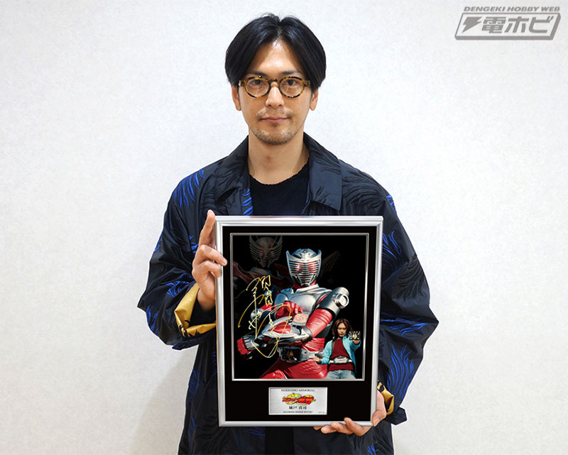 戦わなければ生き残れない！『仮面ライダー龍騎』が豪華フォトフレーム