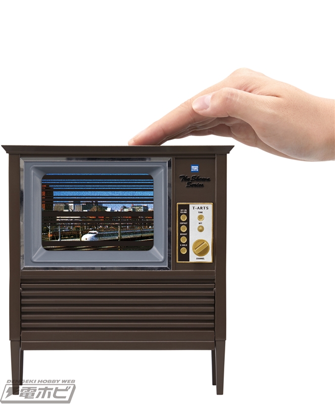 家電ガジェット「ザ・昭和シリーズ」が始動！テレビを叩く、レコードに