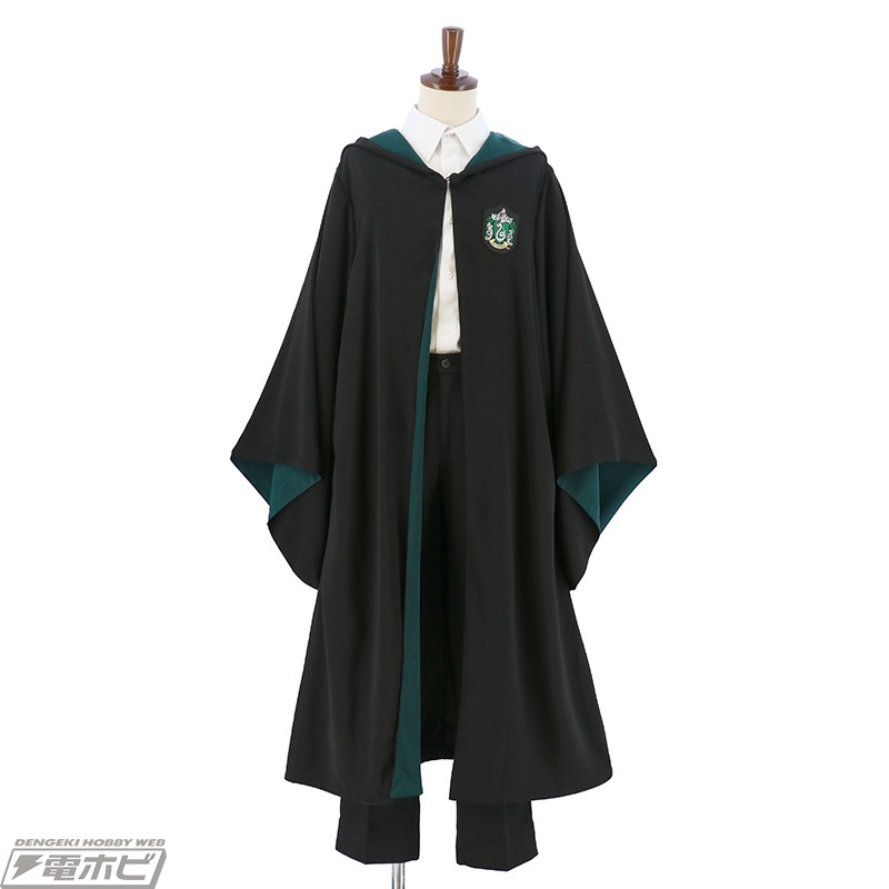 ハリー・ポッター』ホグワーツ魔法魔術学校のローブが登場！グリフィン