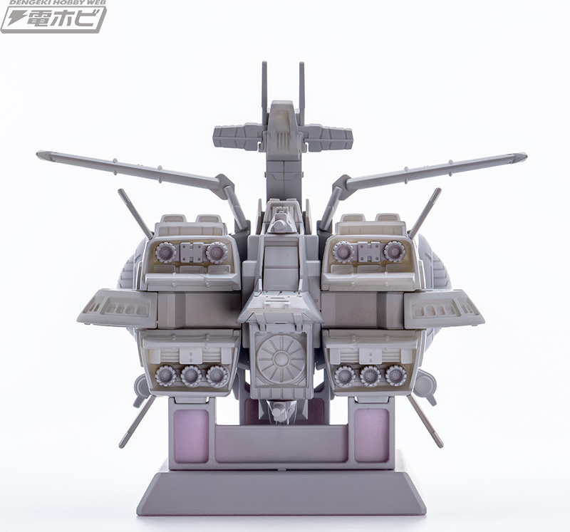 機動戦士ガンダムZZ』のガンダムチームの母艦、ネェル・アーガマが食玩