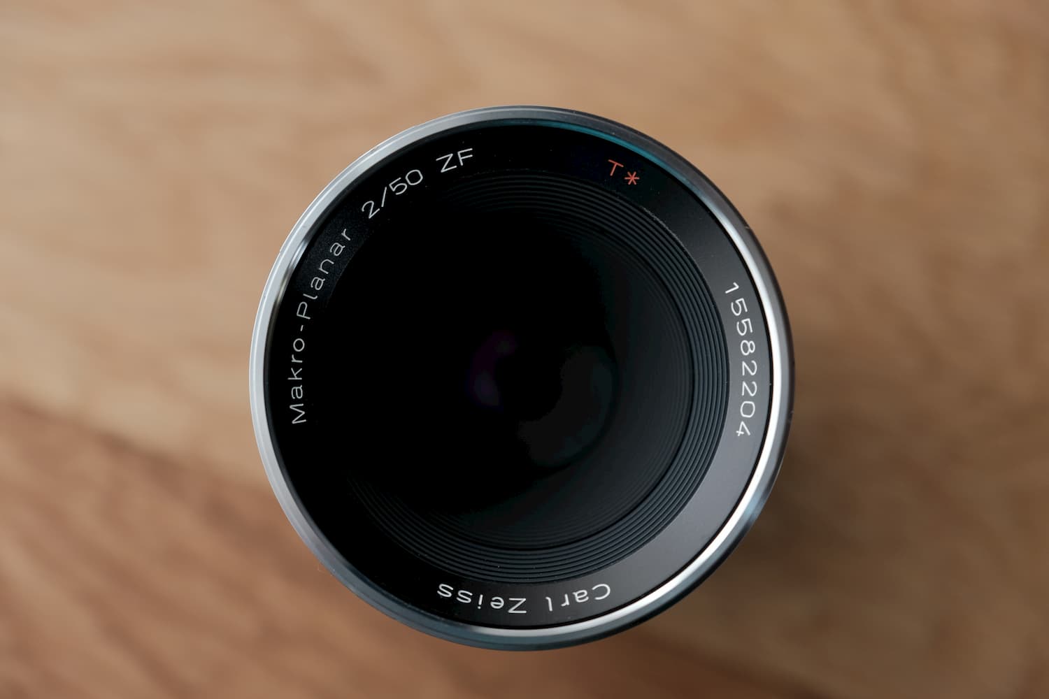 このレンズは、私の世界を変えるのか。Carl Zeiss Makro-Planar T* 2