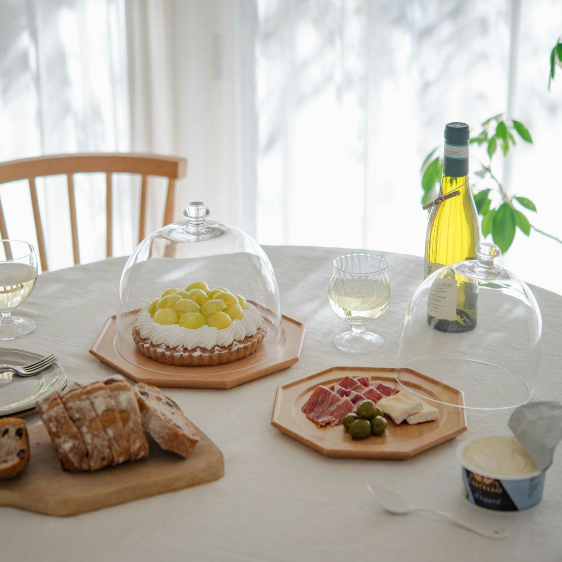 ちいさな憧れを日常に」ガラスドームと天然木のプレートセット / M