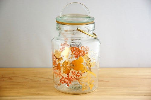 フィンランド製/花模様が可憐なガラスジャー - 北欧、暮らしの道具店