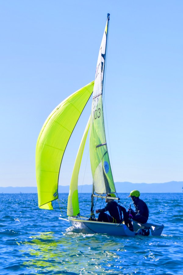 大阪北港マリーナリゾートHULLで舞洲の海をセーリング！