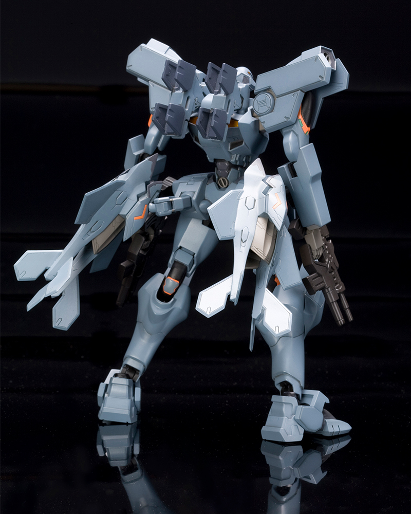 1/144 F-15E ストライク・イーグル『マブラヴ オルタネイティヴ