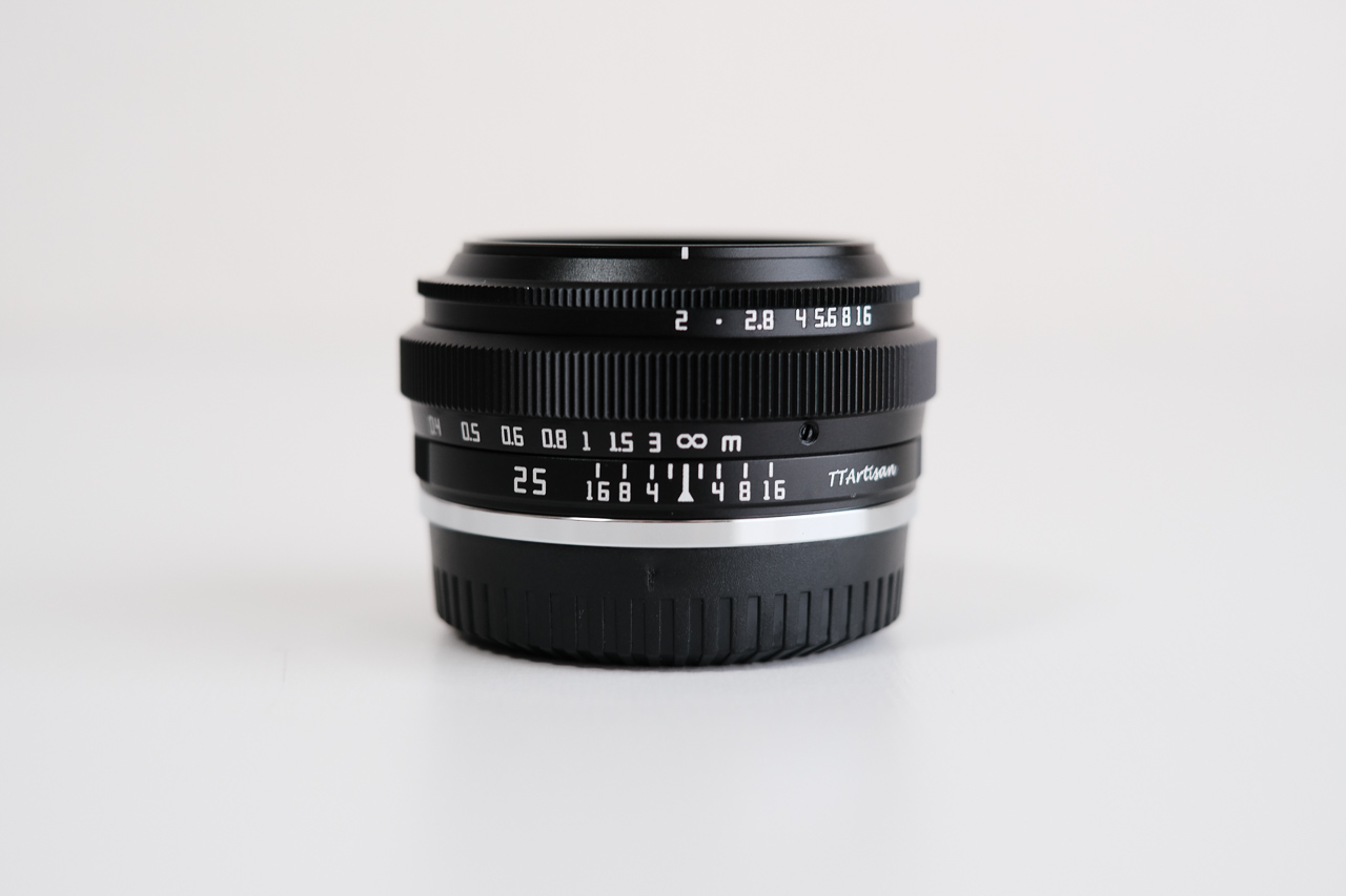 富士フイルムXマウント TTArtisan 25mm f/2 C 準広角レンズ｜銘匠光学