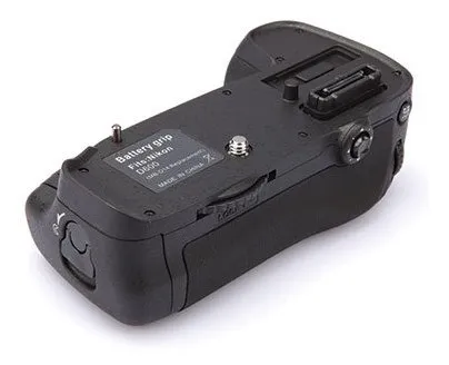 Battery Grip Mb-d14 Para Nikon D600 D610 | Parcelamento sem juros