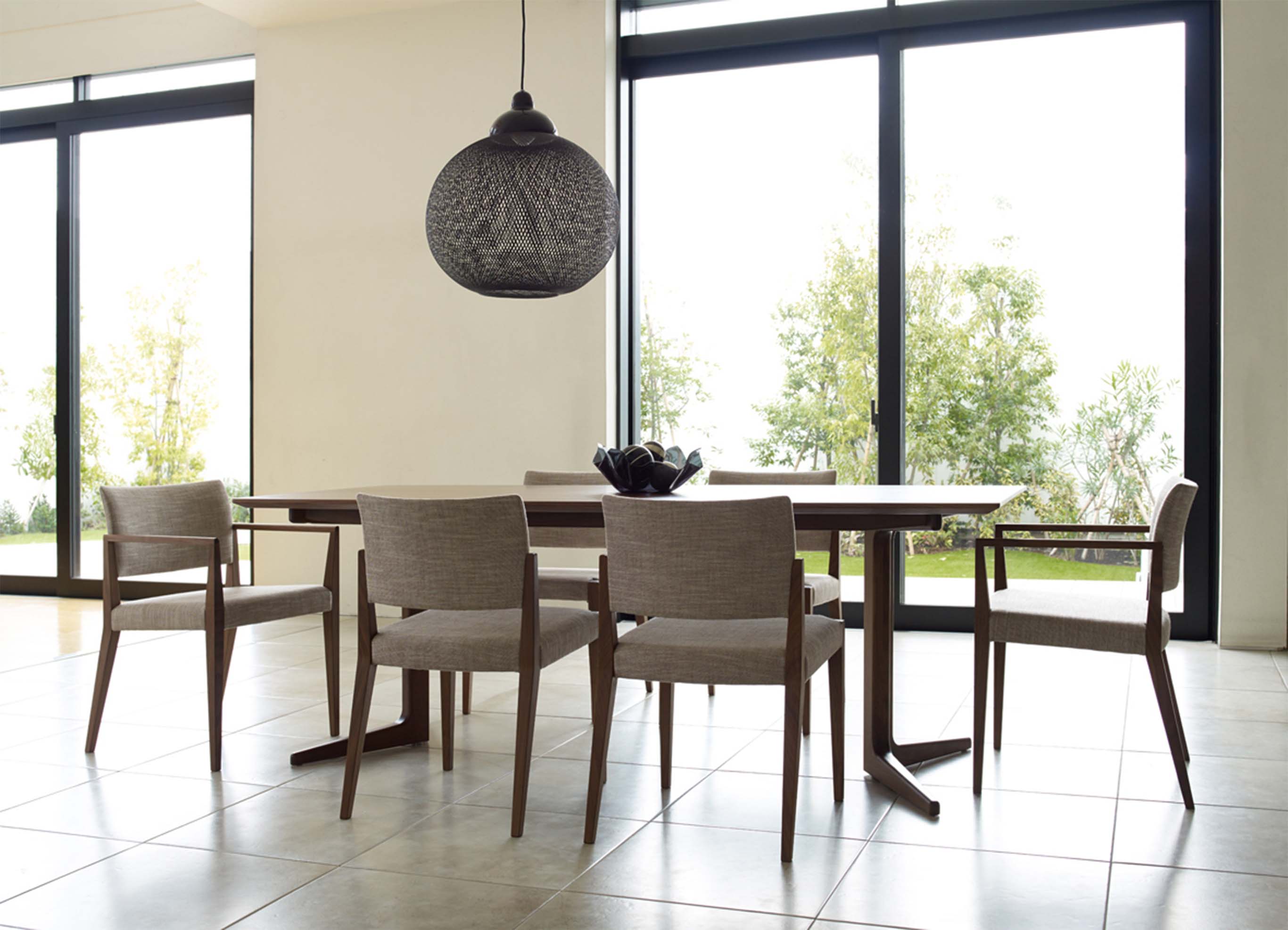 SDT005｜DINING TABLE｜PRODUCTS｜国産家具メーカー HUKLA｜日本フクラ