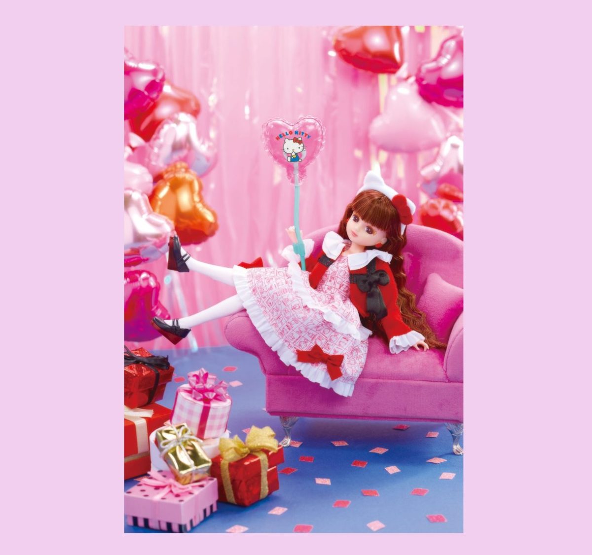 リカちゃんとハローキティがラブリーなコラボ♡「フォトジェニックリカ