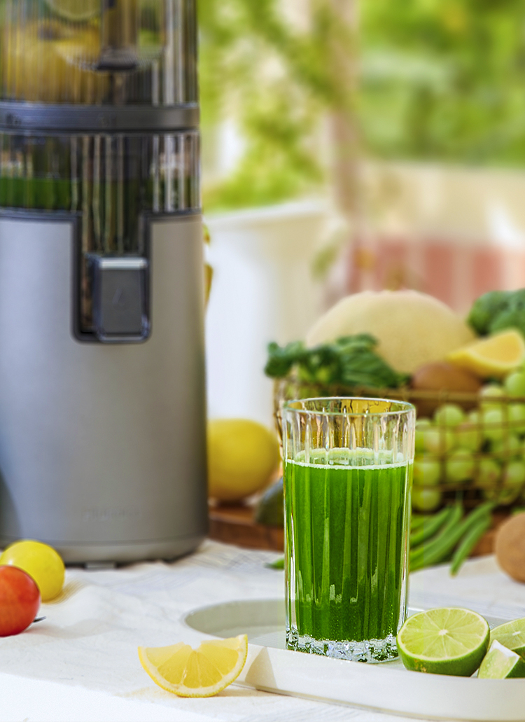 自然の恵み”を暮らしにプラス | ABOUT HUROM SLOW JUICER | HUROM
