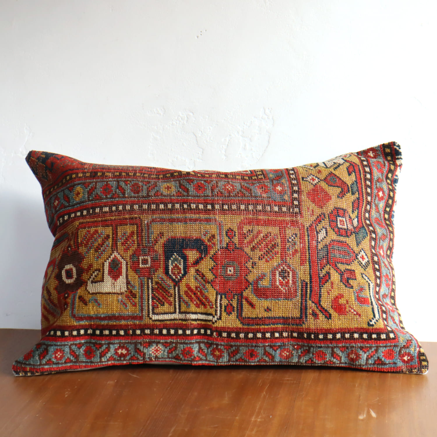 絨毯クッション / ガラタバザール