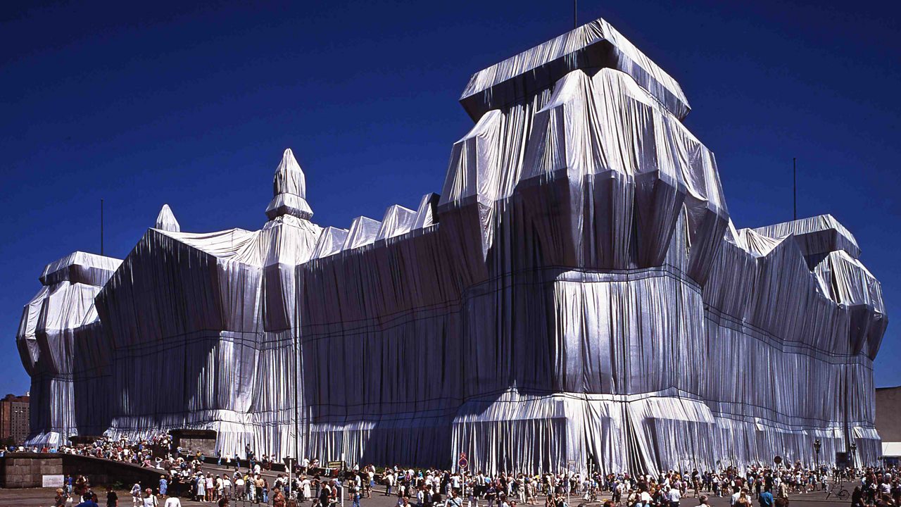 BBC Partners | How Christo wrapped the Reichstag - Witness History
