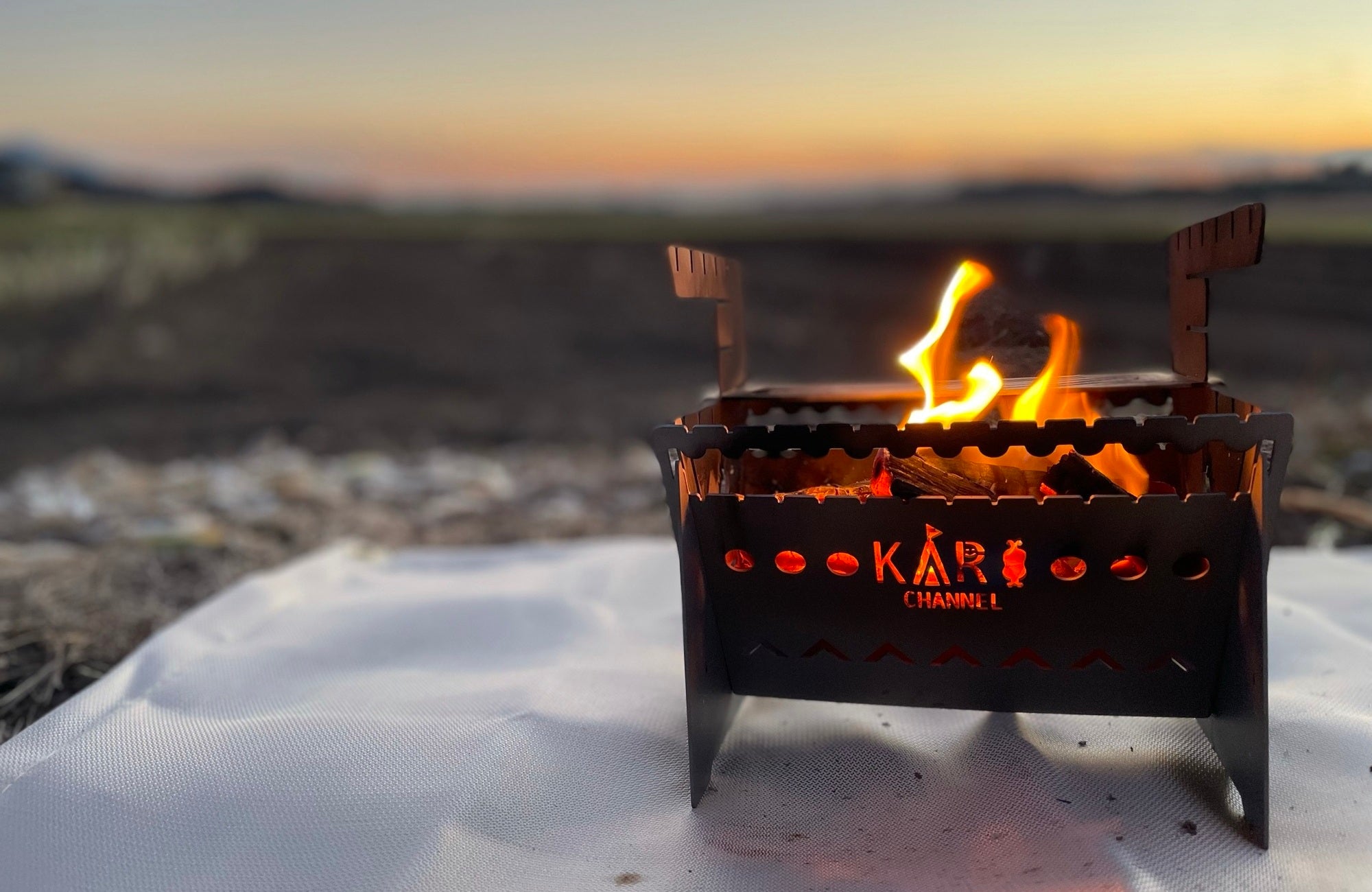 万能調理グリル オールチタン製【Nozomi's狩チャンネル】｜軽量