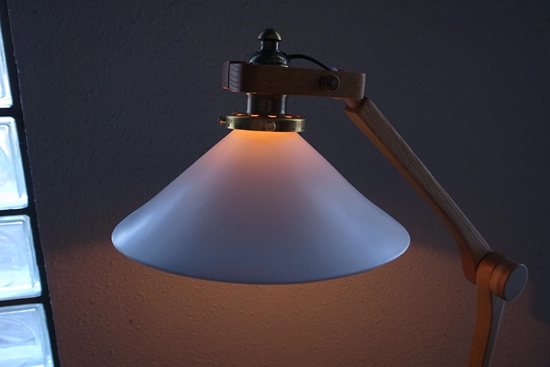 北欧モダン ヴィンテージ クランプランプ 照明ライト | インテリア