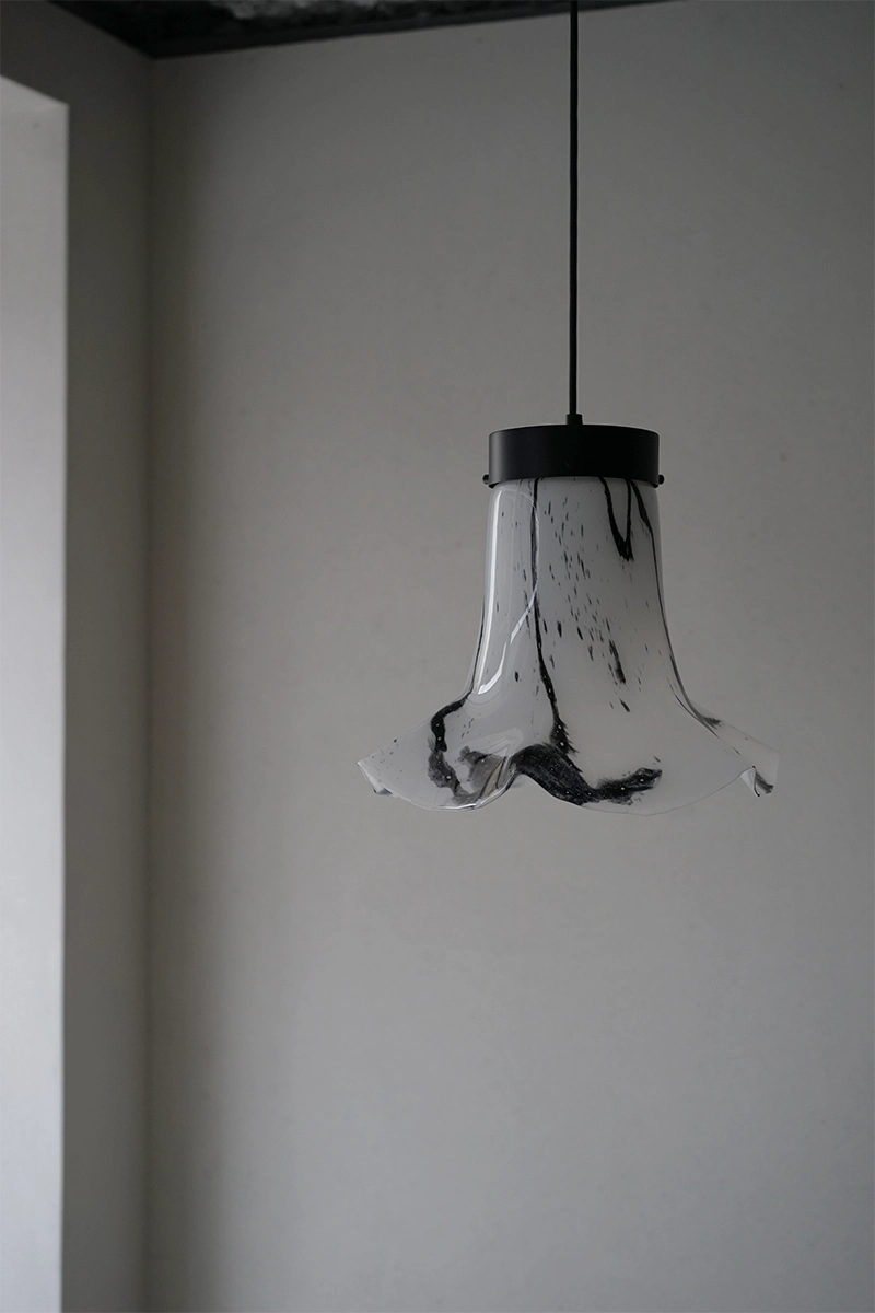 ドイツヴィンテージ照明 モダンガラスペンダントランプ | インテリア