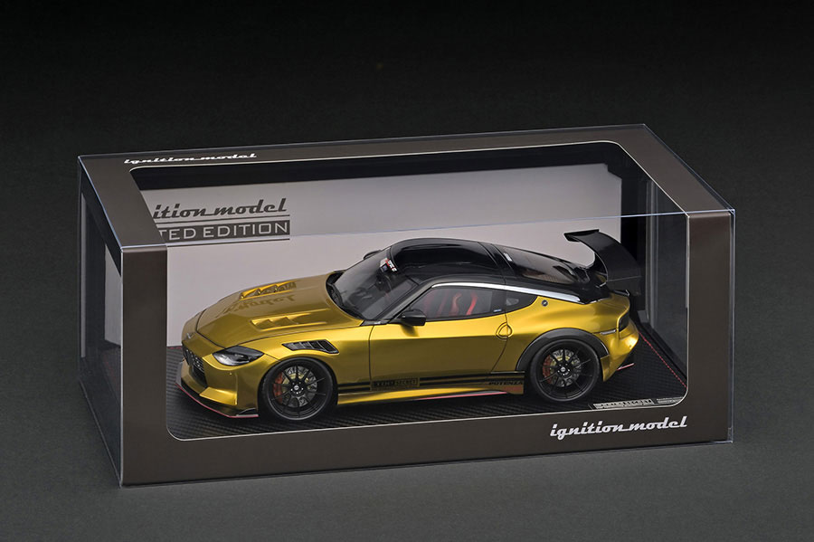 IG3385 1/18 TOP SECRET Fairlady Z (RZ34) With Display Case | LINE
