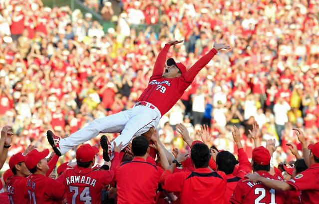 連覇の広島、地元は歓喜の渦 深夜は各局とも優勝特番放送へ/カープ