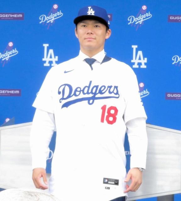 山本由伸の惜別ポスターに「どれだけ私の水分を奪うつもりですか