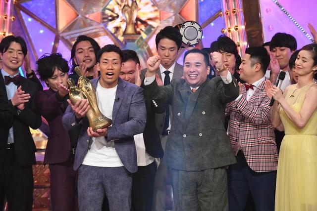 ミルクボーイが「Mー1グランプリ2019」優勝、SNSにはネタの