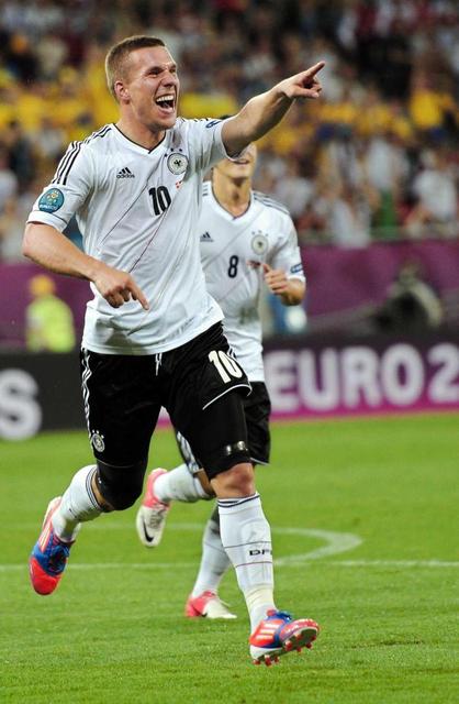 元ドイツ代表・ポドルスキ神戸に「行くつもり」/サッカー/デイリー