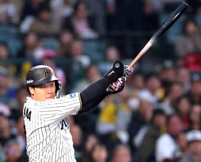 阪神・大山 魚雷バットで初回先制打 実戦ではチーム初使用 “完全大山