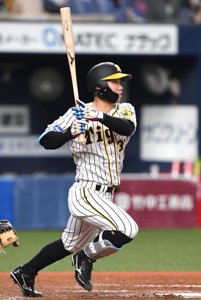 阪神・糸原が右前へタイムリー 好調止まらない9試合連続安打/阪神