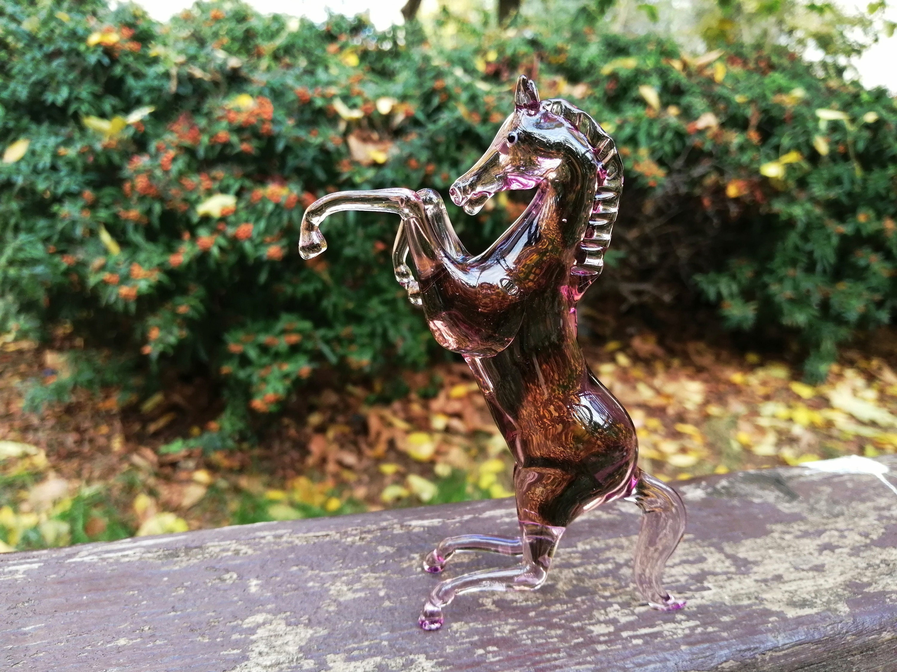 ガラスの馬、ガラスの馬の置物、ガラスの馬の飾り、跳ね馬の置物