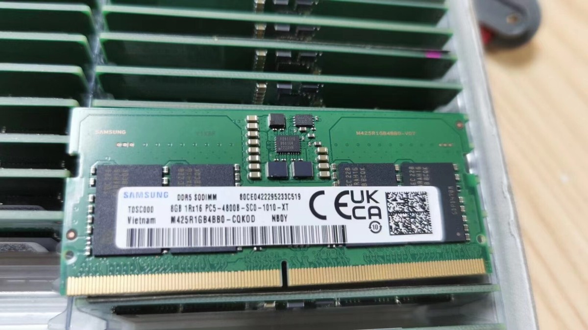 SAMSUNG 8GB DDR5 4800 Laptop SODIMM RAM 1Rx16 PC5-4800B