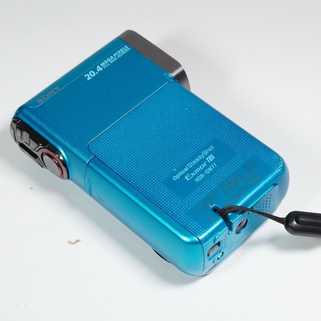 SONY HDR-GW77 20.4 MP Waterproof Video Camera Handycam - Blue used
