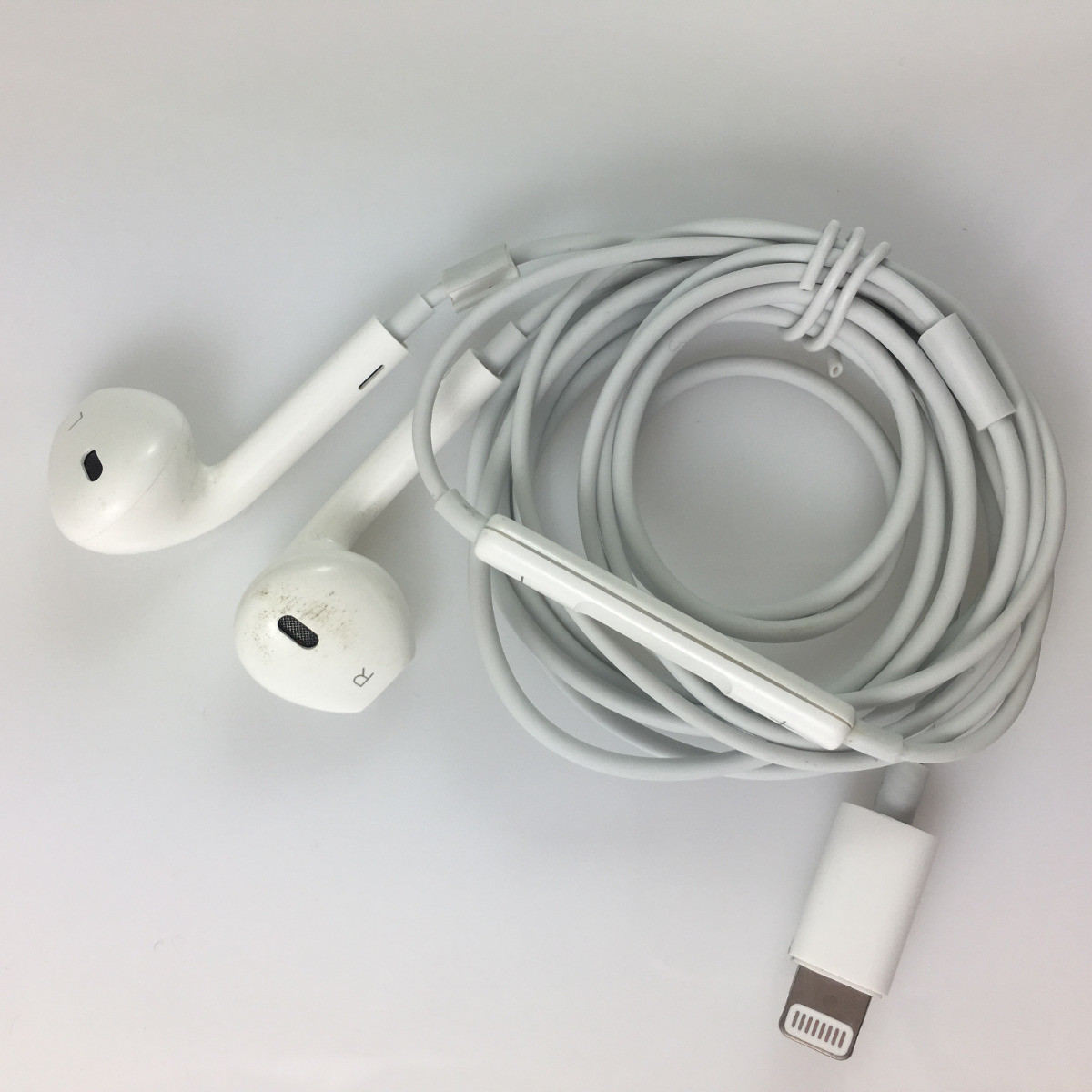 Original Apple EarPods with Lightning Connector for iPhone XR XS