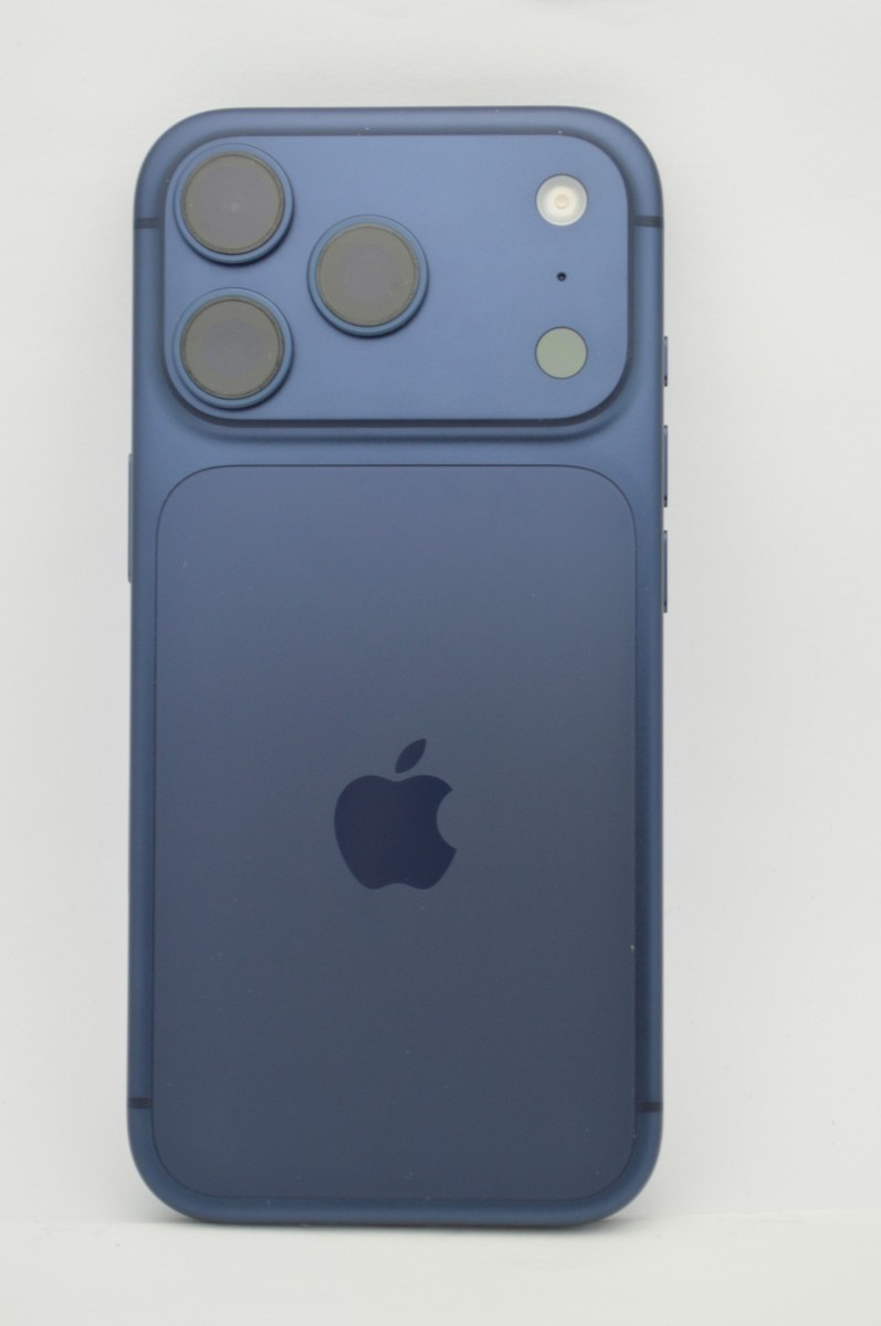 OPEN BOX Apple iPhone 17 Pro - 256 GB A3256 Deep Blue (Unlocked