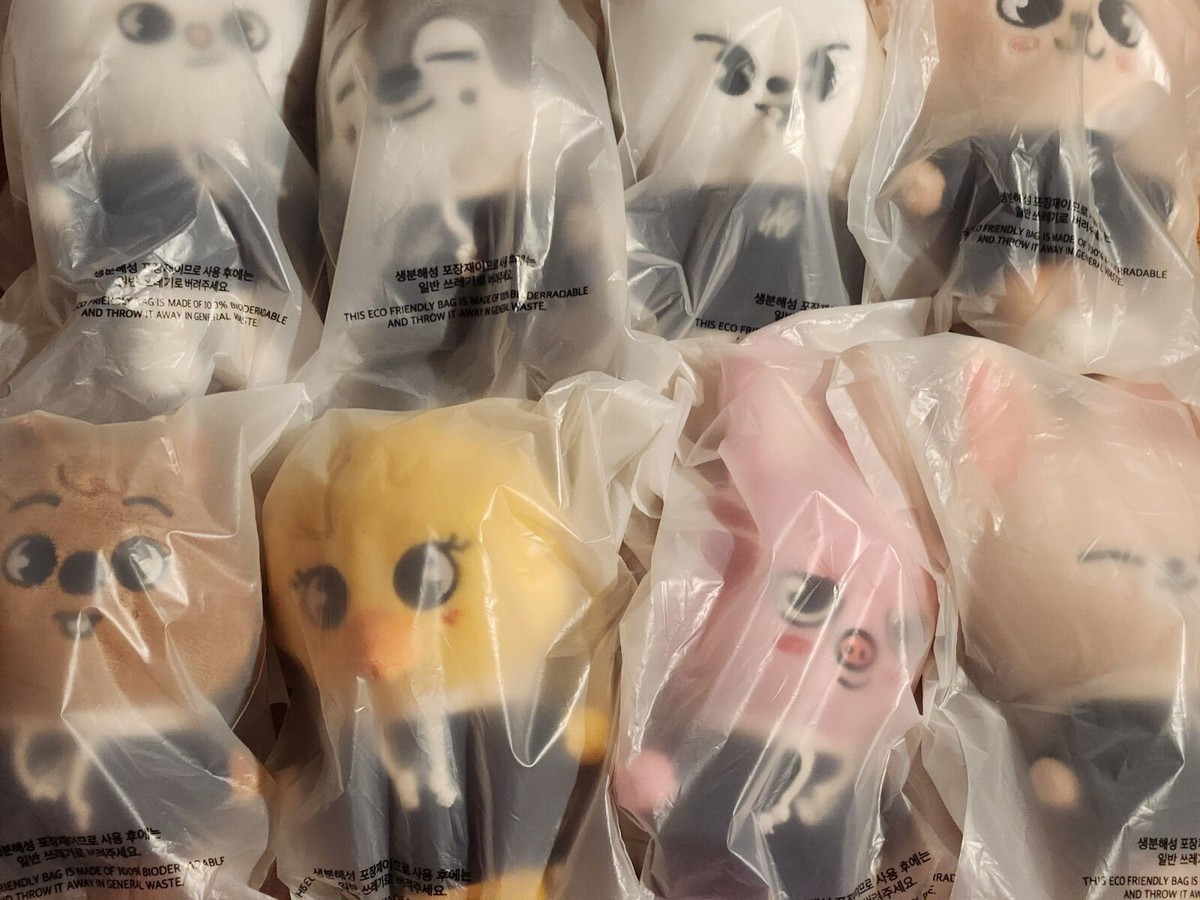 STRAY KIDS x SKZOO PLUSH MINI ver POP-UP 4TH FANMEETING SKZ'S