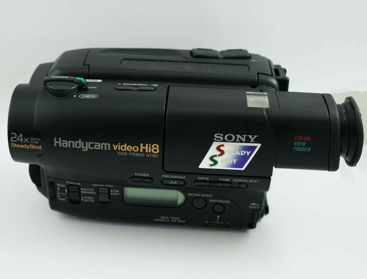 Sony HandyCam Video Hi8 CCD-TR600 with Accessories-FOR PARTS OR