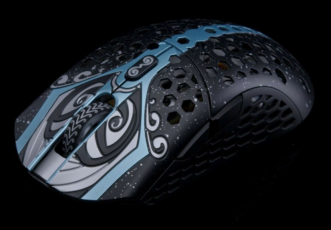 New Finalmouse Starlight-12 Phantom Small Wireless Gaming Mouse | eBay