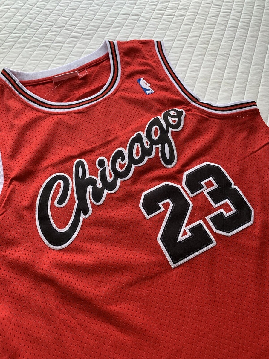 Michal Jordan Chicago Bulls M&N Hardwood Classics Jersey #23 Size