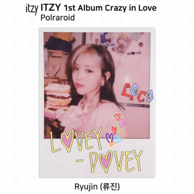 ITZY 1st Album Crazy In Love Official Polaroid Stand Pre-order
