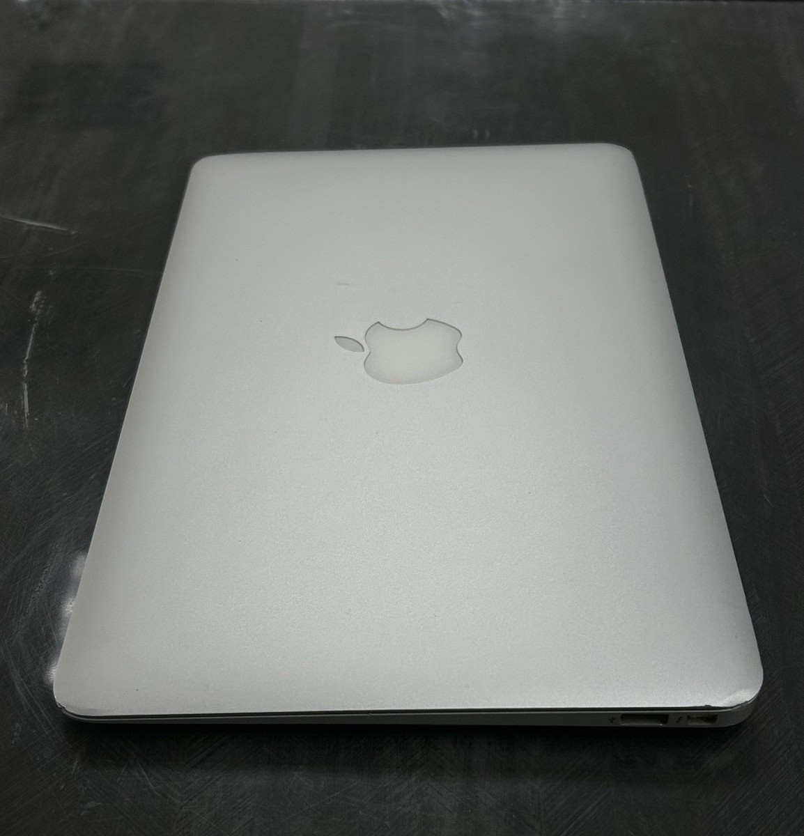 Apple MacBook Air A1465 Laptop **READ DESCRIPTION** *FOR PARTS* | eBay