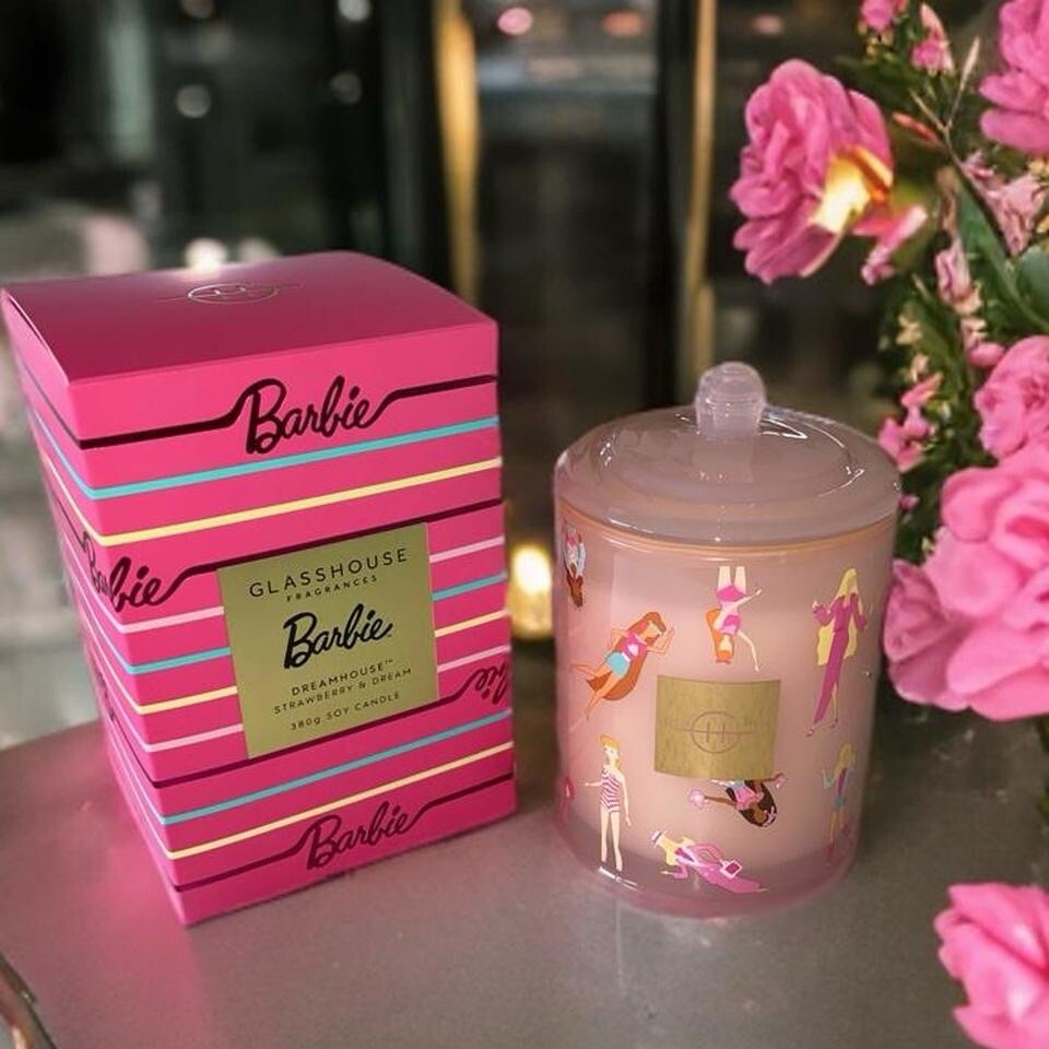 Barbie Mattel “Glasshouse Candle” Strawberry Dollbox Scent 380g