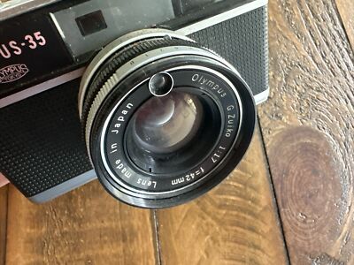 Olympus 35 LC Vintage Rangefinder Camera with 42mm f/1.7 G.Zuiko