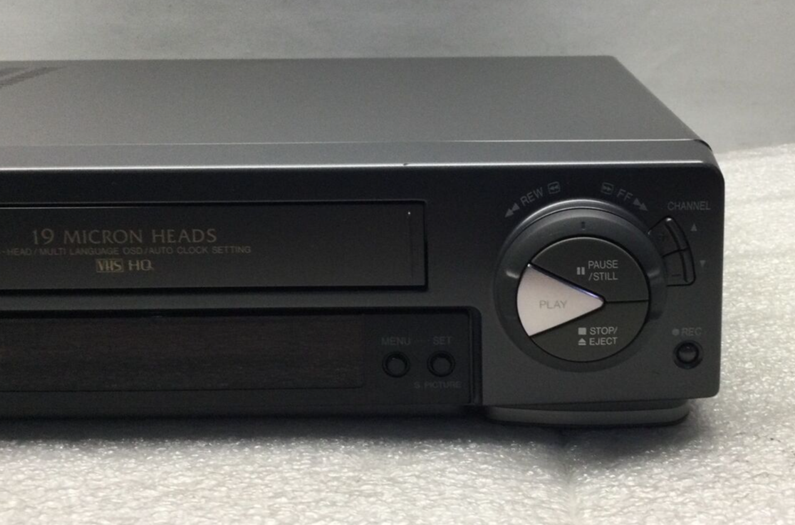 SHARP VC-BF40 ビデオ・フォーマット: VHS SHARP VC-BF40 ビデオ