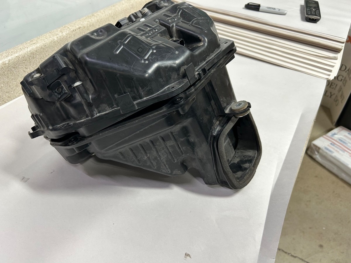 2016-2019 KAWASAKI NINJA ZX-10R ZX10 OEM AIRBOX AIR INTAKE | eBay