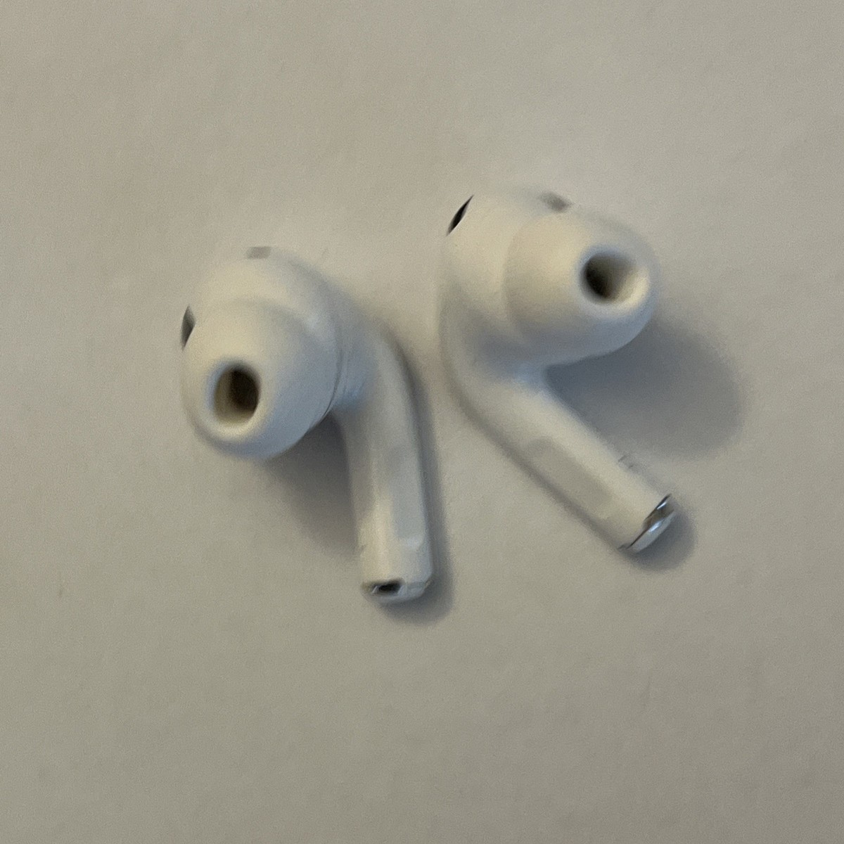 Apple AirPods Pro 2nd Generation Gen 2 2023 A2968 with Magsafe USB