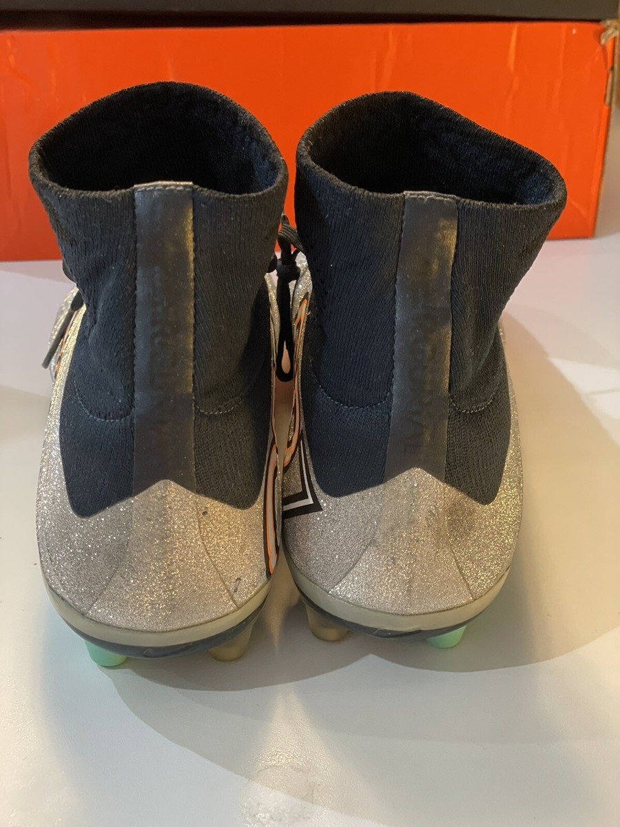 NIKE Mercurial Superfly IV 4 CR7 AG-R Silver Soccer Cleats